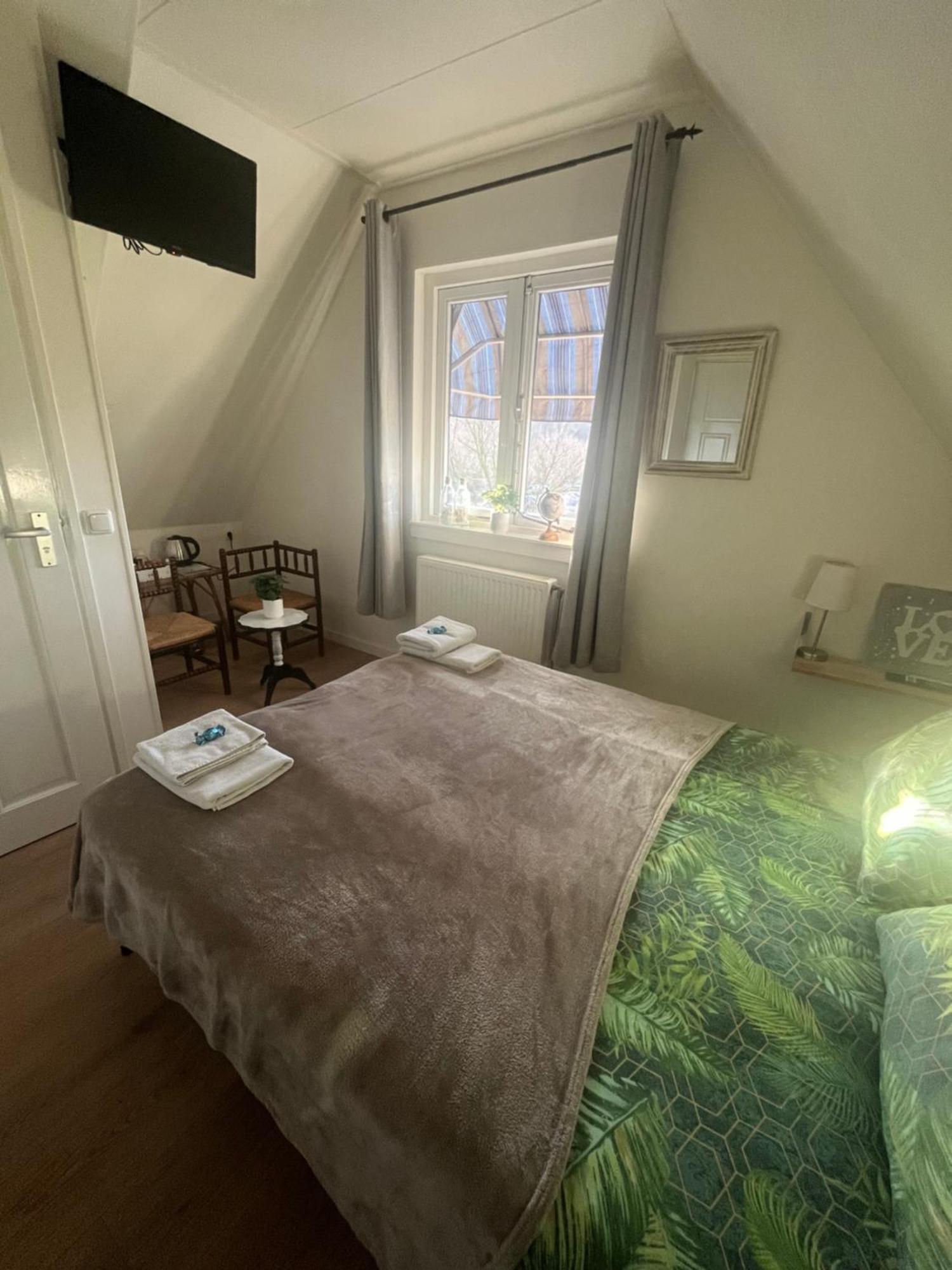 B&B De Zandtaart Egmond aan Zee Exterior photo